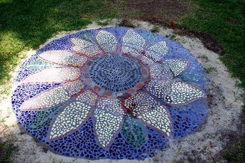 EcoScape向日葵由Steve Cole，伯明翰南方学院艺术教授创作